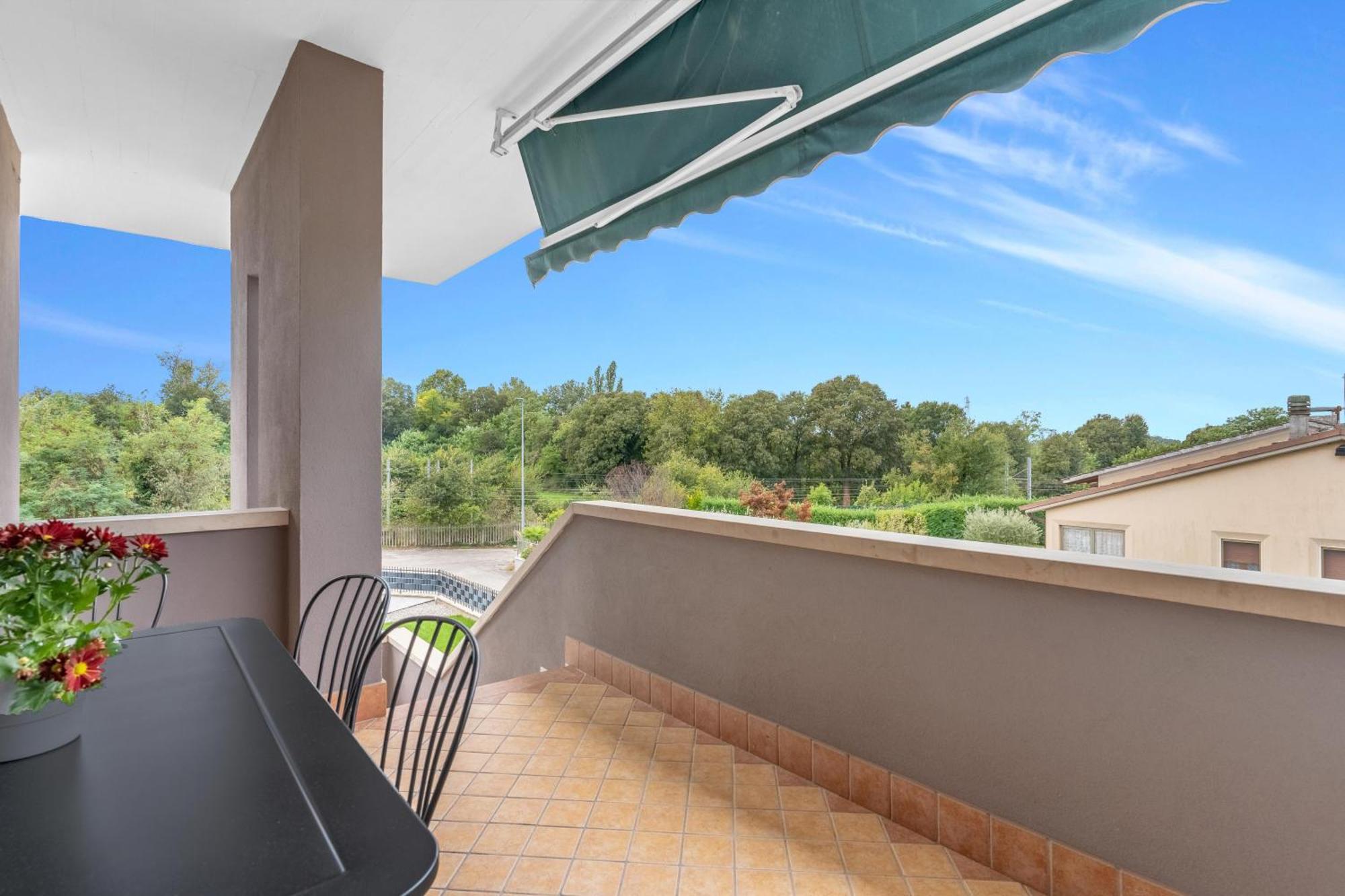 -Free Pool And Parking- Garda House Apartments Castelnuovo del Garda Exterior photo